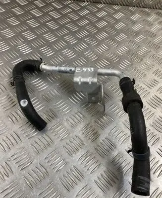 Coolant pipe/hose