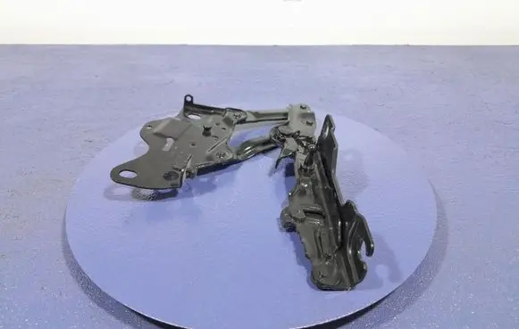 BMW X5 E53 Engine bonnet/hood hinges 7418201