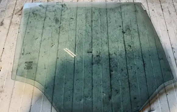 Fiat Marea Rear door window glass