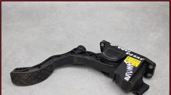 Skoda Fabia Mk1 (6Y) Accelerator throttle pedal 0280752221L 6Q2723503G