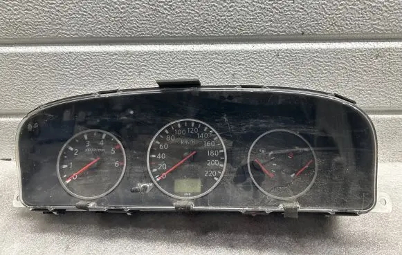 Nissan X-Trail T30 Speedometer (instrument cluster) EQ410
