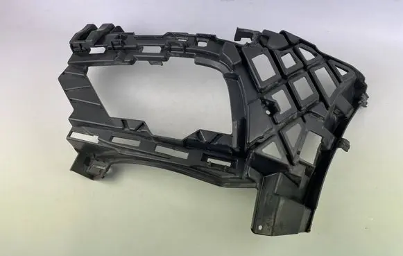 Volkswagen Tiguan Fog light bracket 5NA807723A