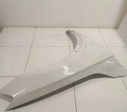 Audi Q3 8U Fender 8U0821468A 241304S