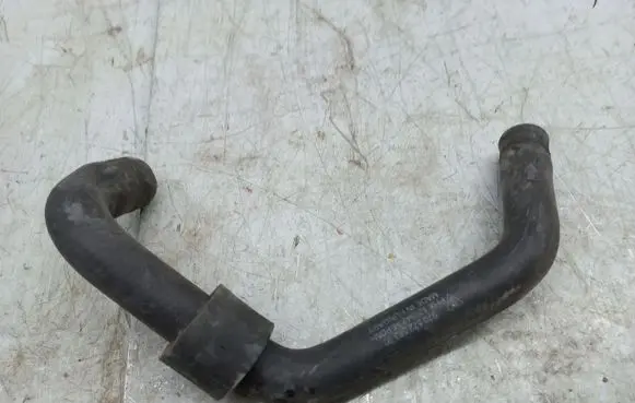Porsche Panamera (970) Engine coolant pipe/hose 97057258300
