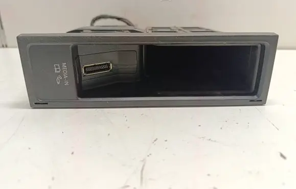 Volkswagen Tiguan Head unit multimedia control 5N0035342G