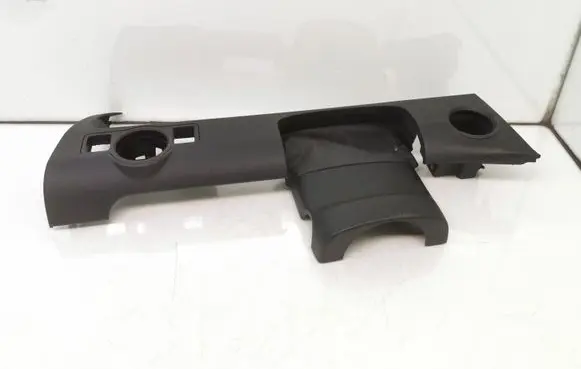 Dashboard lower bottom trim panel