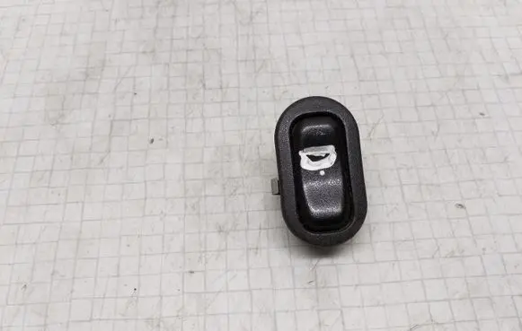 Opel Zafira A Electric window control switch 13363100 90561388