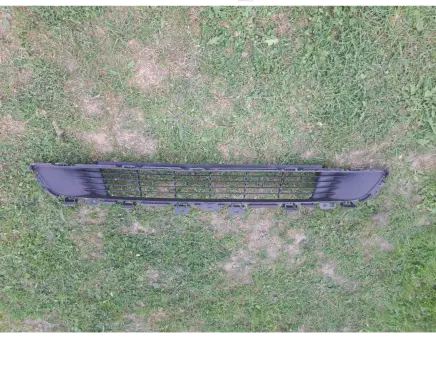 Tesla Model Y Front bumper lower grill 1493759-00-A
