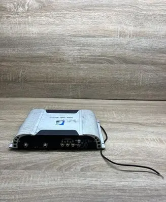 BMW 7 E65 E66 Sound amplifier