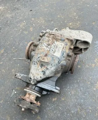 BMW X1 E84 Rear differential 7592938