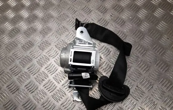 BMW X2 F39 Rear seatbelt 7441661