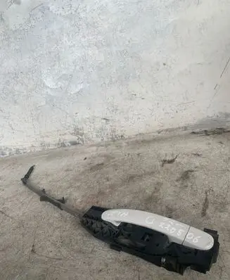 Volkswagen Jetta VI Front door exterior handle