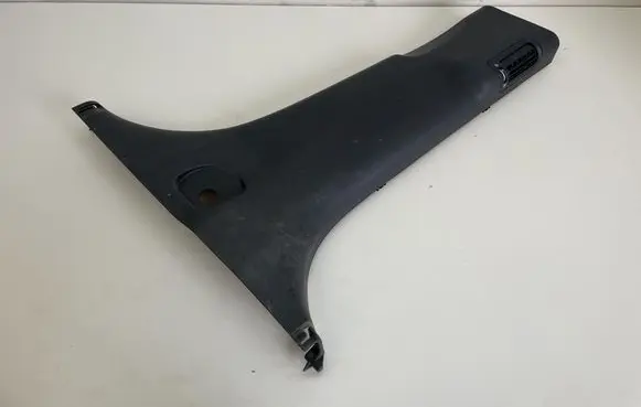 Hyundai Santa Fe (B) pillar trim (bottom) 858452B000
