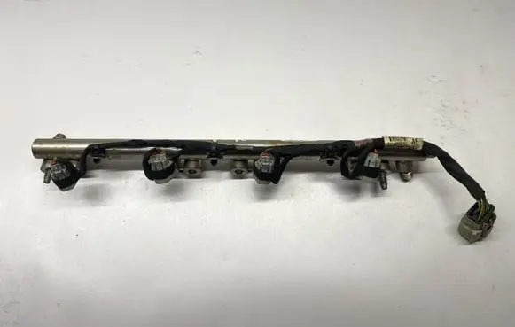 Ford Mustang VI Fuel injector supply line/pipe JR3E9F797CD