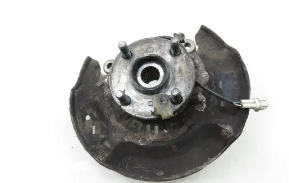 Toyota Yaris Front wheel hub spindle knuckle 