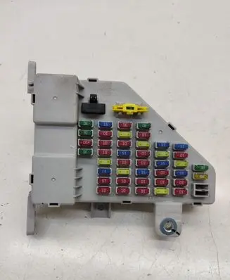 Hyundai Tucson JM Fuse module 911102E501 06626M AK6367