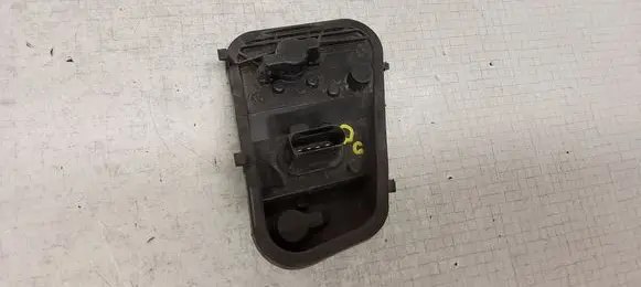 Volkswagen Touareg I Tail light bulb cover holder 7L6945258L