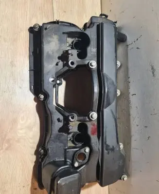 Rocker cam cover