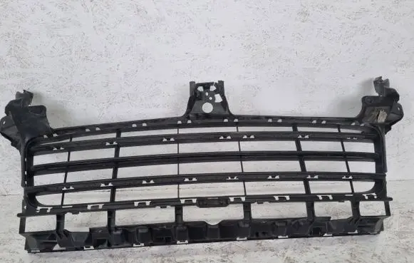 Porsche Cayenne (9Y0 9Y3) Front bumper lower grill 9y0807683p