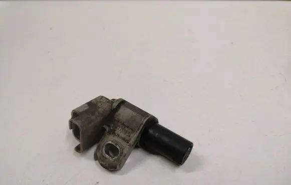 Ford Focus Camshaft position sensor 9665443480