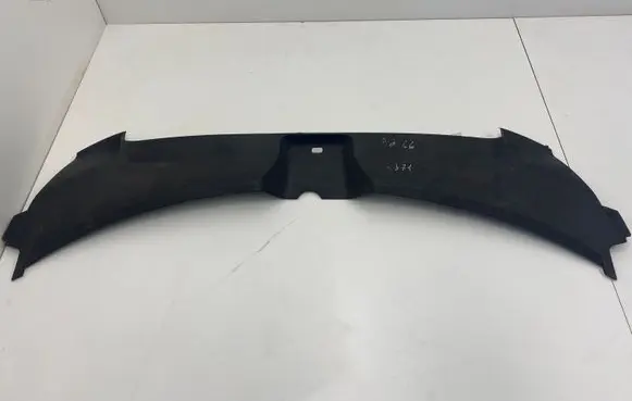Radiator trim