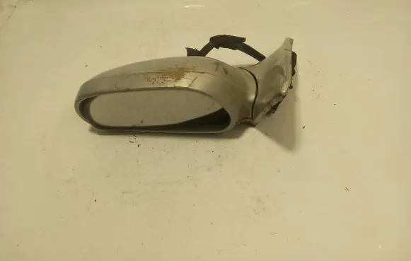 Mazda 626 Front door electric wing mirror E13010519 E13023964