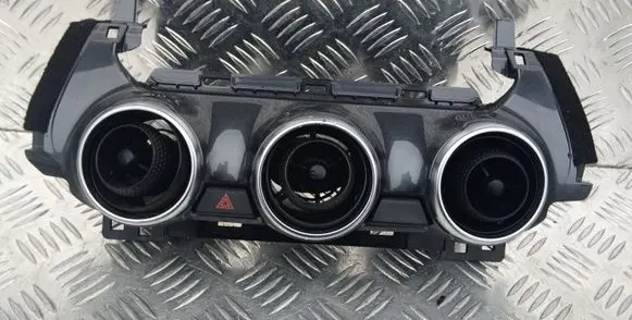 Nissan Juke II F16 Dashboard air vent grill cover trim F16IIKRATKANAWIWU