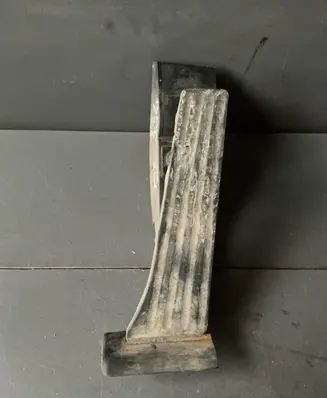 Accelerator throttle pedal