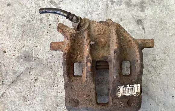 Peugeot 607 Front brake caliper
