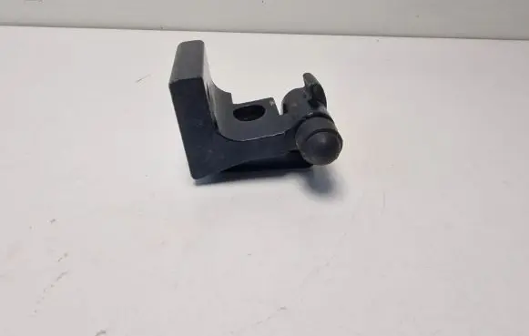 Audi Q7 4L Rear door upper hinge 7L0833401B