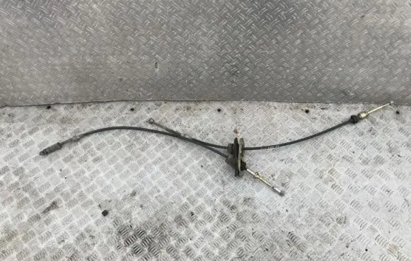 Gear shift cable linkage