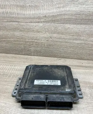 Renault Megane II Engine control unit/module 8200192124 S118301112