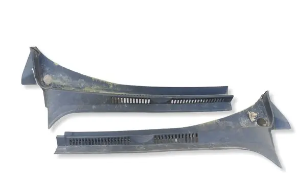 Volkswagen Golf Plus Wiper trim 5M0819403B 5M0819404B