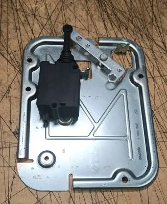 BMW X5 E53 Tailgate/trunk/boot lock/catch/latch 51248408497 8408497