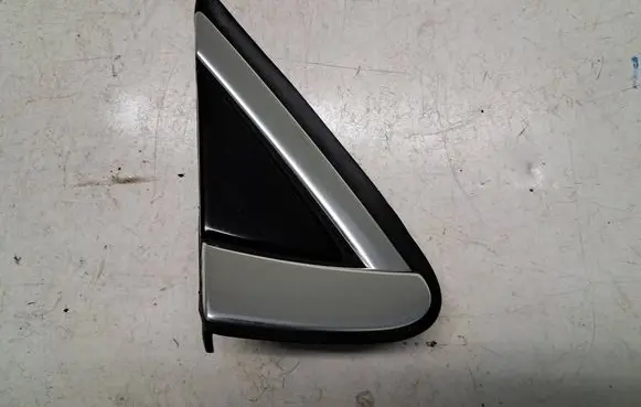 Citroen DS4 Front arch trim 