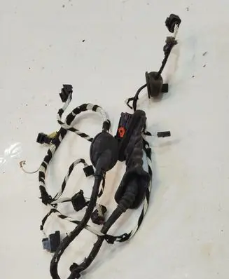 Volkswagen Amarok Front door wiring loom/harness boot 2H0970402