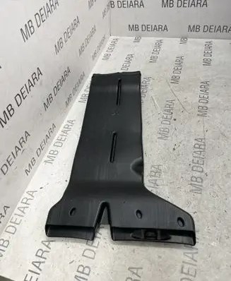 Porsche Macan (95B) Cabin air duct channel 8R0819802