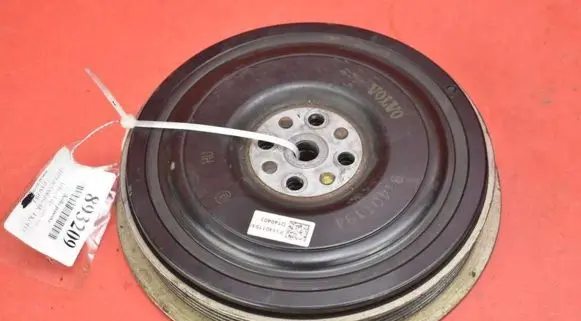 Volvo V60 Crankshaft pulley P31401194