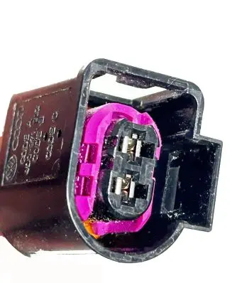 Volkswagen PASSAT B7 Horn signal 4D0971992 17091