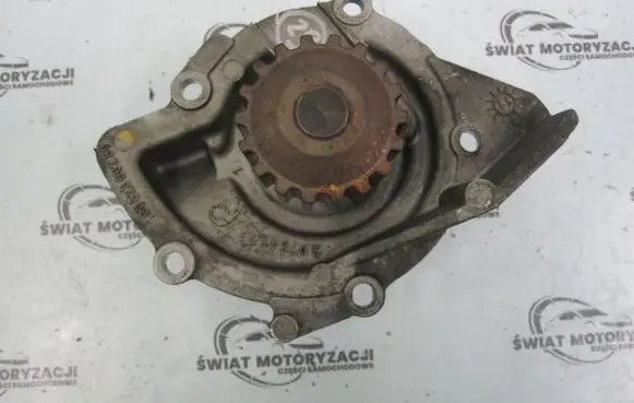 Peugeot RCZ Water pump 9682360280