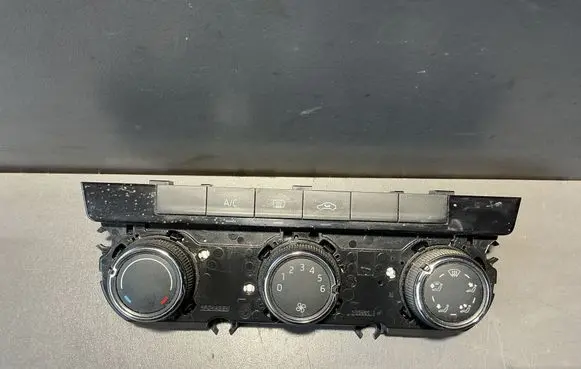 Skoda Octavia Mk3 (5E) Climate control unit 5E0820047M 5HB01117560