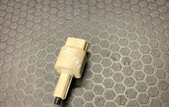 Toyota Avensis T250 Brake pedal sensor switch