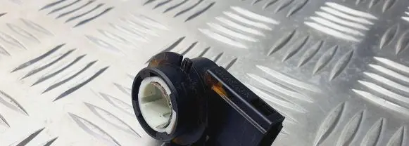 Volkswagen PASSAT B6 Tail light bulb cover holder 1K6945259