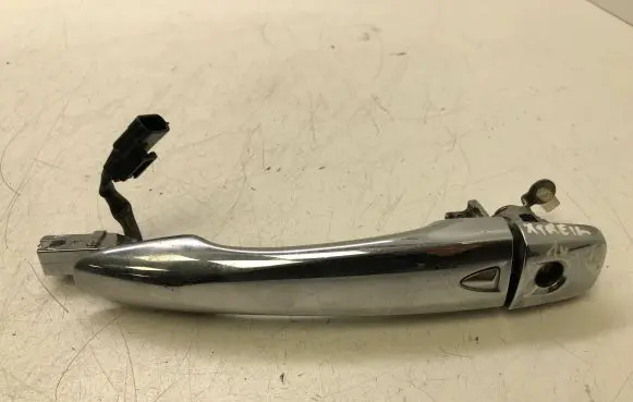 Nissan X-Trail T32 Front door exterior handle