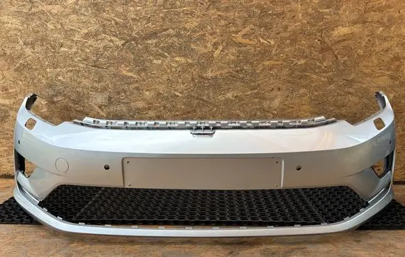 Volkswagen Golf Sportsvan Front bumper 510807221F