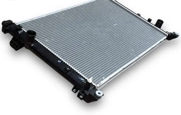 Chrysler 300 - 300C Coolant radiator W131 05102435AA