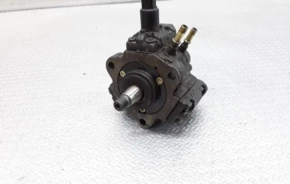 Citroen C5 Fuel injection high pressure pump 0445010046