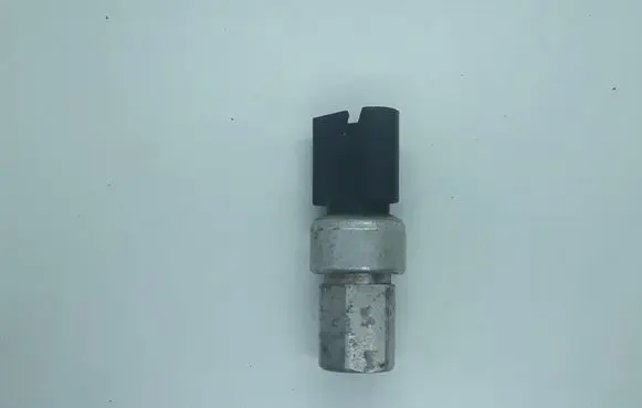 Skoda Octavia Mk2 (1Z) Air conditioning (A/C) pressure sensor 1K0959126A