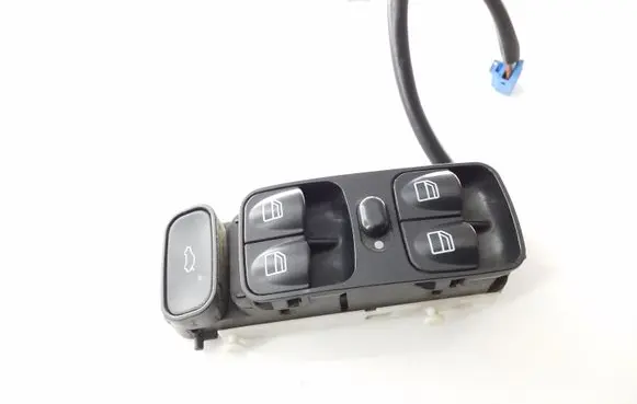 Mercedes-Benz C W203 Electric window control switch