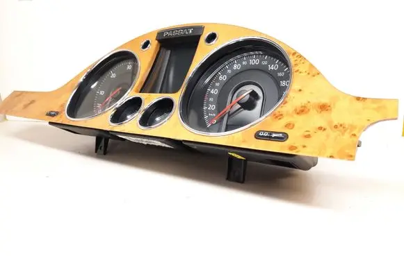 Volkswagen PASSAT B6 Speedometer (instrument cluster) A2C53042108